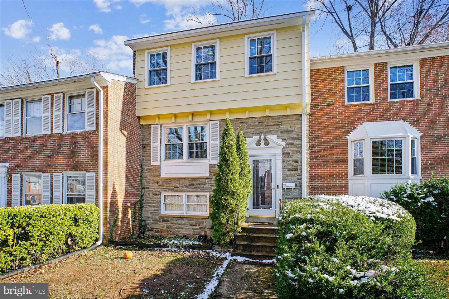 8332 GLASTONBURY CT, ANNANDALE, Virginia 22003, 3 Bedrooms Bedrooms, 13 Rooms Rooms,2 BathroomsBathrooms,Residential,For sale,8332 GLASTONBURY CT,VAFX2281896 MLS # VAFX2281896 8332 GLASTONBURY CT, ANNANDALE, Virginia 22003, 3 Bedrooms Bedrooms, 13 Rooms Rooms,2 BathroomsBathrooms,Residential,For sale,8332 GLASTONBURY CT,VAFX2281896 MLS # VAFX2281896