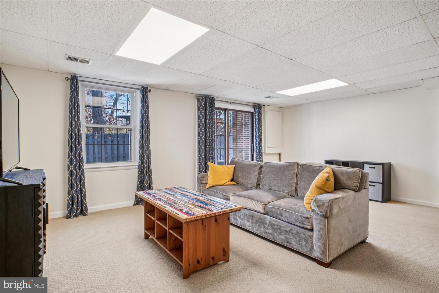 8332 GLASTONBURY CT, ANNANDALE, Virginia 22003, 3 Bedrooms Bedrooms, 13 Rooms Rooms,2 BathroomsBathrooms,Residential,For sale,8332 GLASTONBURY CT,VAFX2281896 MLS # VAFX2281896 8332 GLASTONBURY CT, ANNANDALE, Virginia 22003, 3 Bedrooms Bedrooms, 13 Rooms Rooms,2 BathroomsBathrooms,Residential,For sale,8332 GLASTONBURY CT,VAFX2281896 MLS # VAFX2281896