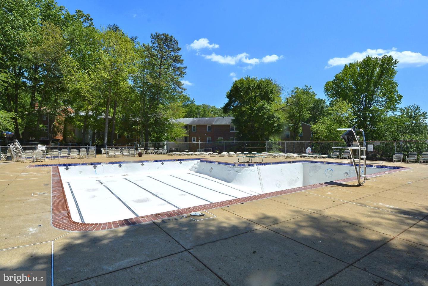 8332 GLASTONBURY CT, ANNANDALE, Virginia 22003, 3 Bedrooms Bedrooms, 13 Rooms Rooms,2 BathroomsBathrooms,Residential,For sale,8332 GLASTONBURY CT,VAFX2281896 MLS # VAFX2281896 8332 GLASTONBURY CT, ANNANDALE, Virginia 22003, 3 Bedrooms Bedrooms, 13 Rooms Rooms,2 BathroomsBathrooms,Residential,For sale,8332 GLASTONBURY CT,VAFX2281896 MLS # VAFX2281896