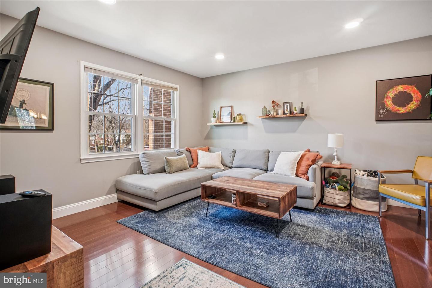 8332 GLASTONBURY CT, ANNANDALE, Virginia 22003, 3 Bedrooms Bedrooms, 13 Rooms Rooms,2 BathroomsBathrooms,Residential,For sale,8332 GLASTONBURY CT,VAFX2281896 MLS # VAFX2281896 8332 GLASTONBURY CT, ANNANDALE, Virginia 22003, 3 Bedrooms Bedrooms, 13 Rooms Rooms,2 BathroomsBathrooms,Residential,For sale,8332 GLASTONBURY CT,VAFX2281896 MLS # VAFX2281896