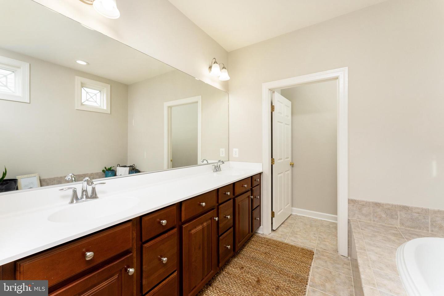 13836 TARLETON CT, GAINESVILLE, Virginia 20155, 4 Bedrooms Bedrooms, 12 Rooms Rooms,3 BathroomsBathrooms,Residential,For sale,13836 TARLETON CT,VAPW2108806 MLS # VAPW2108806