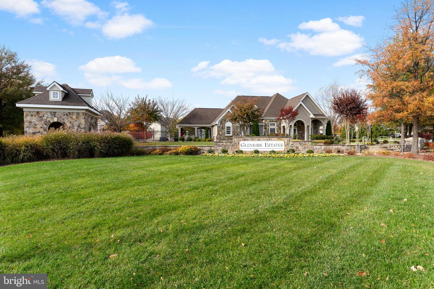 13836 TARLETON CT, GAINESVILLE, Virginia 20155, 4 Bedrooms Bedrooms, 12 Rooms Rooms,3 BathroomsBathrooms,Residential,For sale,13836 TARLETON CT,VAPW2108806 MLS # VAPW2108806