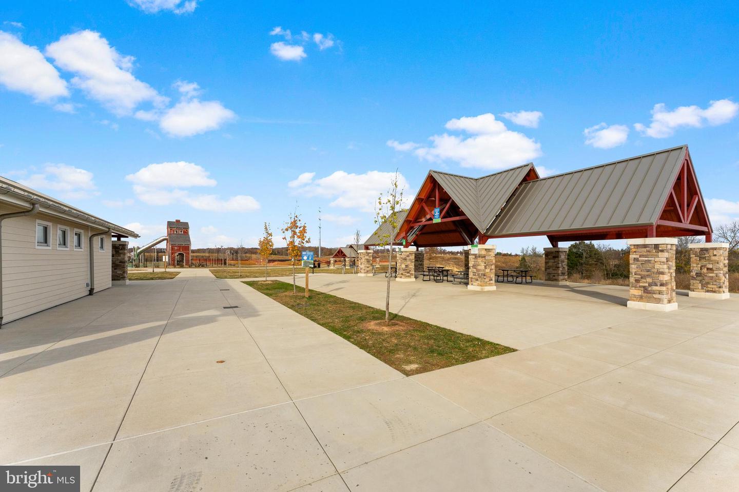 13836 TARLETON CT, GAINESVILLE, Virginia 20155, 4 Bedrooms Bedrooms, 12 Rooms Rooms,3 BathroomsBathrooms,Residential,For sale,13836 TARLETON CT,VAPW2108806 MLS # VAPW2108806