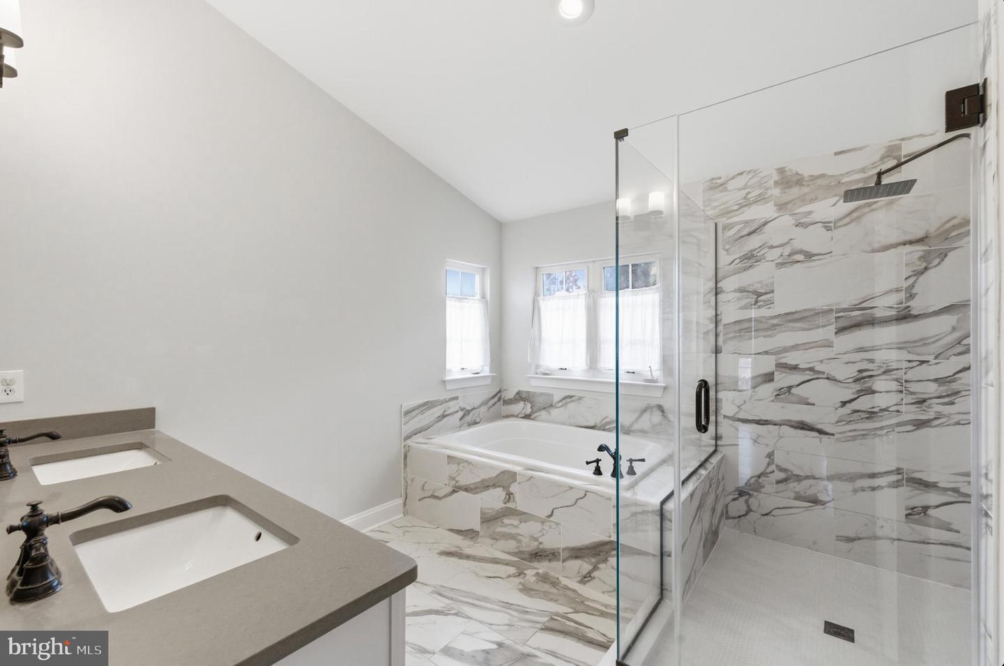 42963 TARA CT, ASHBURN, Virginia 20147, 4 Bedrooms Bedrooms, ,3 BathroomsBathrooms,Residential,For sale,42963 TARA CT,VALO2112106 MLS # VALO2112106