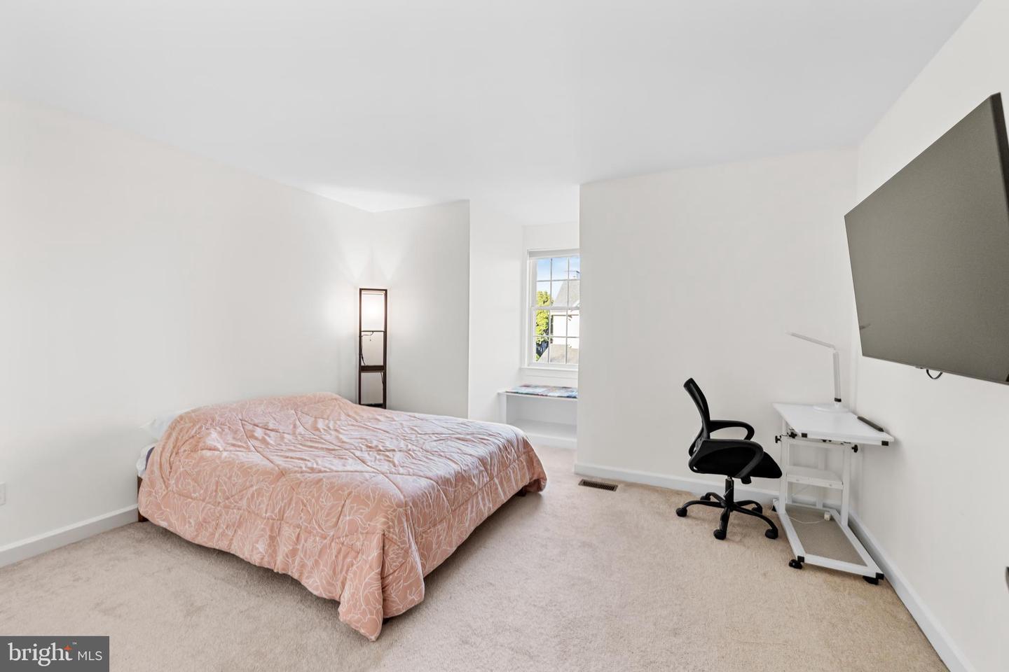 42963 TARA CT, ASHBURN, Virginia 20147, 4 Bedrooms Bedrooms, ,3 BathroomsBathrooms,Residential,For sale,42963 TARA CT,VALO2112106 MLS # VALO2112106