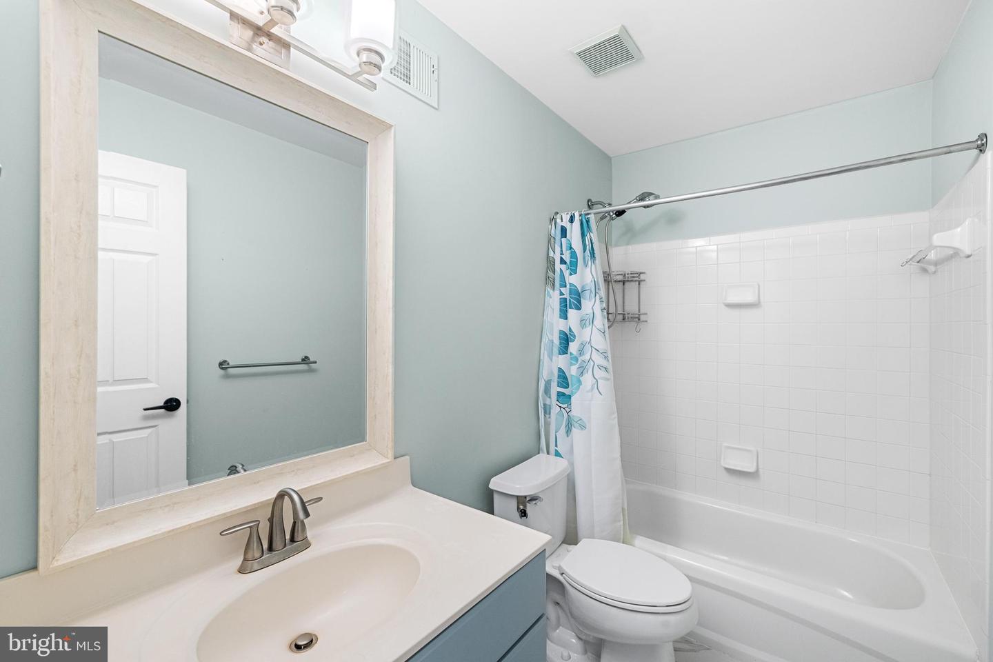 42963 TARA CT, ASHBURN, Virginia 20147, 4 Bedrooms Bedrooms, ,3 BathroomsBathrooms,Residential,For sale,42963 TARA CT,VALO2112106 MLS # VALO2112106