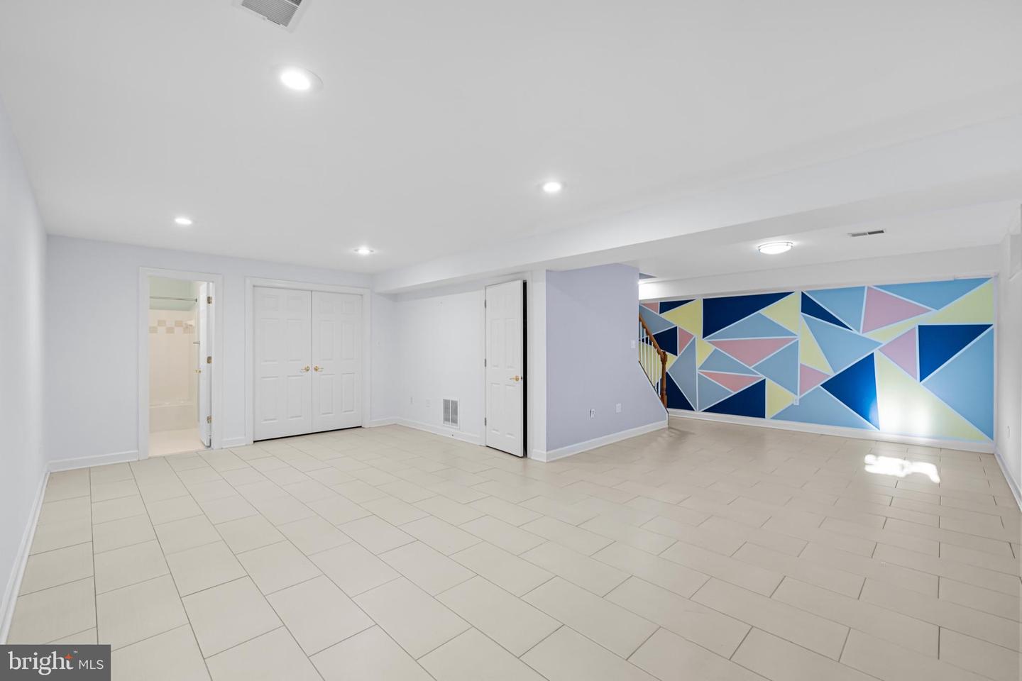 42963 TARA CT, ASHBURN, Virginia 20147, 4 Bedrooms Bedrooms, ,3 BathroomsBathrooms,Residential,For sale,42963 TARA CT,VALO2112106 MLS # VALO2112106