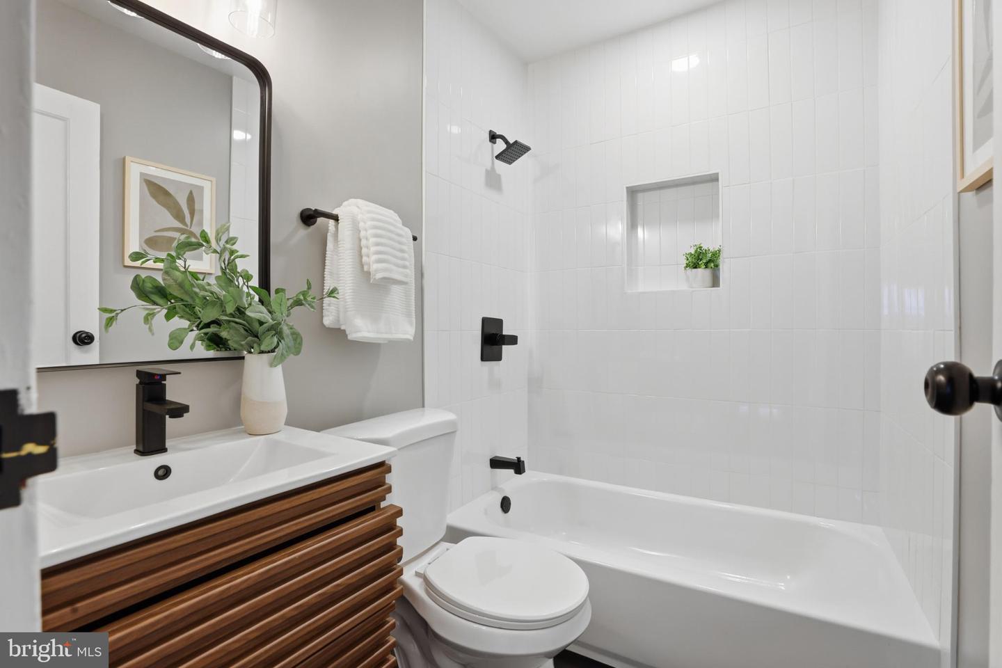 4816 8TH ST NE, WASHINGTON, District Of Columbia 20017, 3 Bedrooms Bedrooms, 6 Rooms Rooms,2 BathroomsBathrooms,Residential,For sale,4816 8TH ST NE,DCDC2234250 MLS # DCDC2234250 4816 8TH ST NE, WASHINGTON, District Of Columbia 20017, 3 Bedrooms Bedrooms, 6 Rooms Rooms,2 BathroomsBathrooms,Residential,For sale,4816 8TH ST NE,DCDC2234250 MLS # DCDC2234250