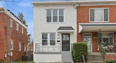 4816 8TH ST NE, WASHINGTON, District Of Columbia 20017, 3 Bedrooms Bedrooms, 6 Rooms Rooms,2 BathroomsBathrooms,Residential,For sale,4816 8TH ST NE,DCDC2234250 MLS # DCDC2234250