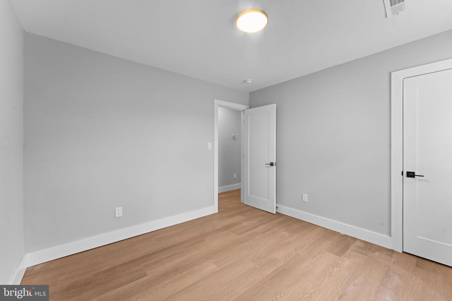 6402 PIONEER DR, SPRINGFIELD, Virginia 22150, 3 Bedrooms Bedrooms, ,2 BathroomsBathrooms,Residential,For sale,6402 PIONEER DR,VAFX2281954 MLS # VAFX2281954