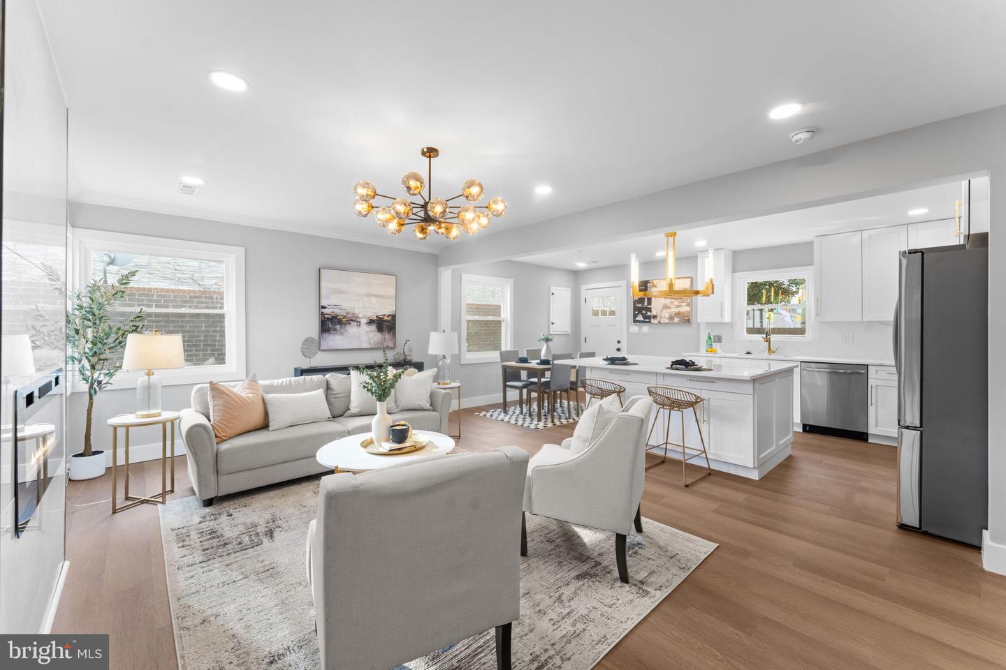 6402 PIONEER DR, SPRINGFIELD, Virginia 22150, 3 Bedrooms Bedrooms, ,2 BathroomsBathrooms,Residential,For sale,6402 PIONEER DR,VAFX2281954 MLS # VAFX2281954