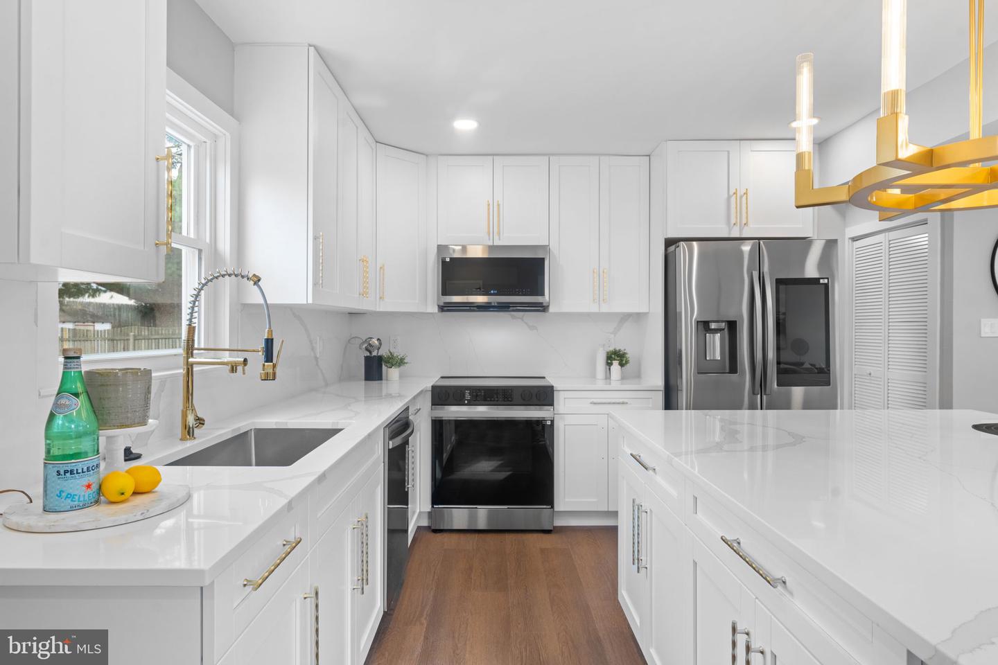 6402 PIONEER DR, SPRINGFIELD, Virginia 22150, 3 Bedrooms Bedrooms, ,2 BathroomsBathrooms,Residential,For sale,6402 PIONEER DR,VAFX2281954 MLS # VAFX2281954