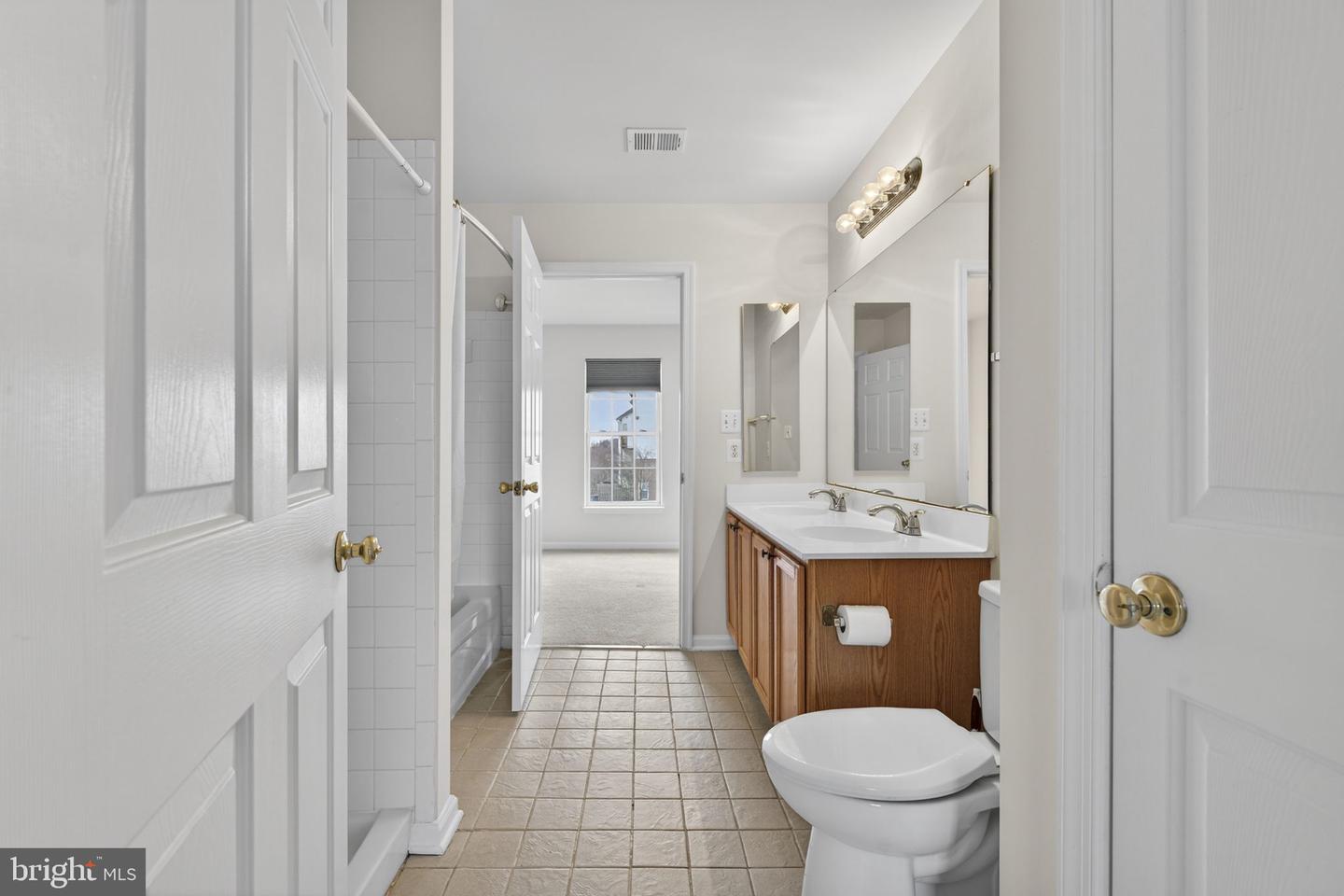 6741 STONE MAPLE TER, CENTREVILLE, Virginia 20121, 3 Bedrooms Bedrooms, ,2 BathroomsBathrooms,Residential,For sale,6741 STONE MAPLE TER,VAFX2281982 MLS # VAFX2281982 6741 STONE MAPLE TER, CENTREVILLE, Virginia 20121, 3 Bedrooms Bedrooms, ,2 BathroomsBathrooms,Residential,For sale,6741 STONE MAPLE TER,VAFX2281982 MLS # VAFX2281982