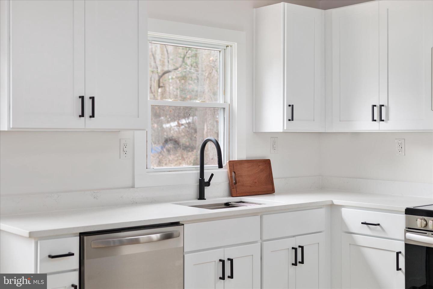 139 NEZ PERCE WAY, CHESTER GAP, Virginia 22623, 3 Bedrooms Bedrooms, ,2 BathroomsBathrooms,Residential,For sale,139 NEZ PERCE WAY,VARP2002424 MLS # VARP2002424