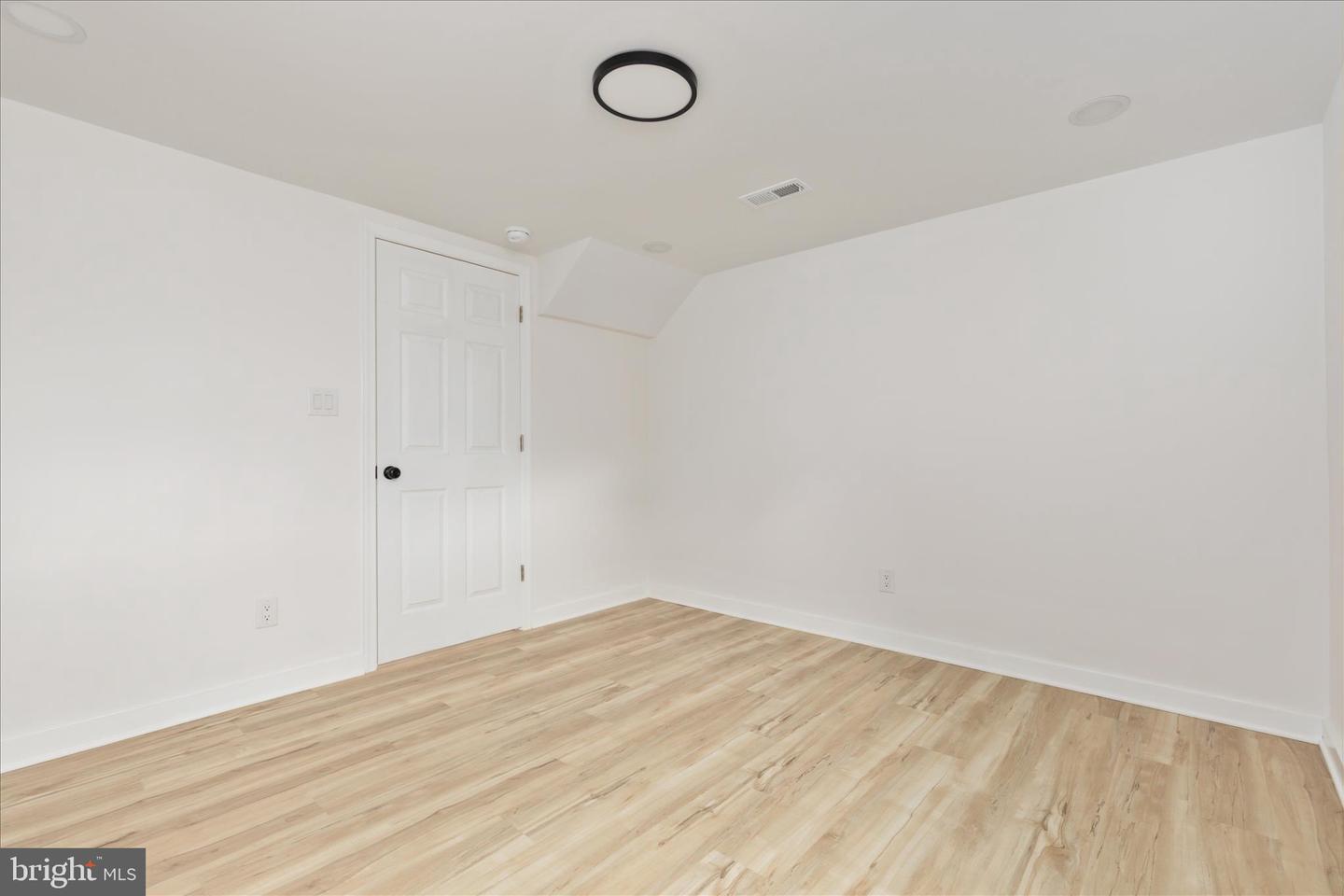 139 NEZ PERCE WAY, CHESTER GAP, Virginia 22623, 3 Bedrooms Bedrooms, ,2 BathroomsBathrooms,Residential,For sale,139 NEZ PERCE WAY,VARP2002424 MLS # VARP2002424