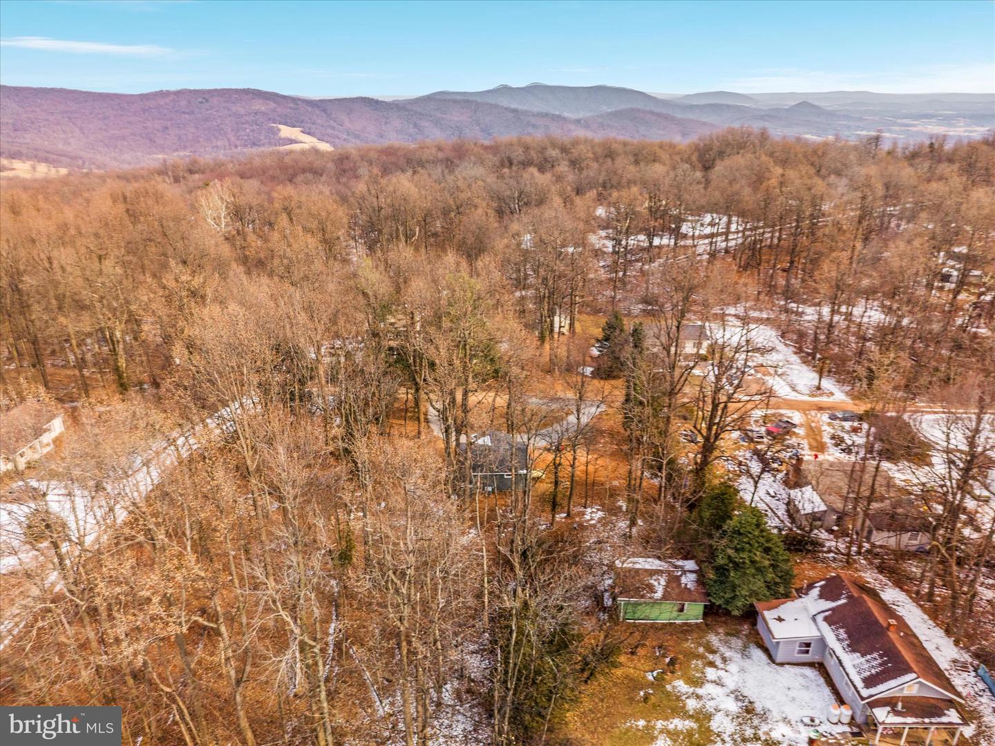 139 NEZ PERCE WAY, CHESTER GAP, Virginia 22623, 3 Bedrooms Bedrooms, ,2 BathroomsBathrooms,Residential,For sale,139 NEZ PERCE WAY,VARP2002424 MLS # VARP2002424