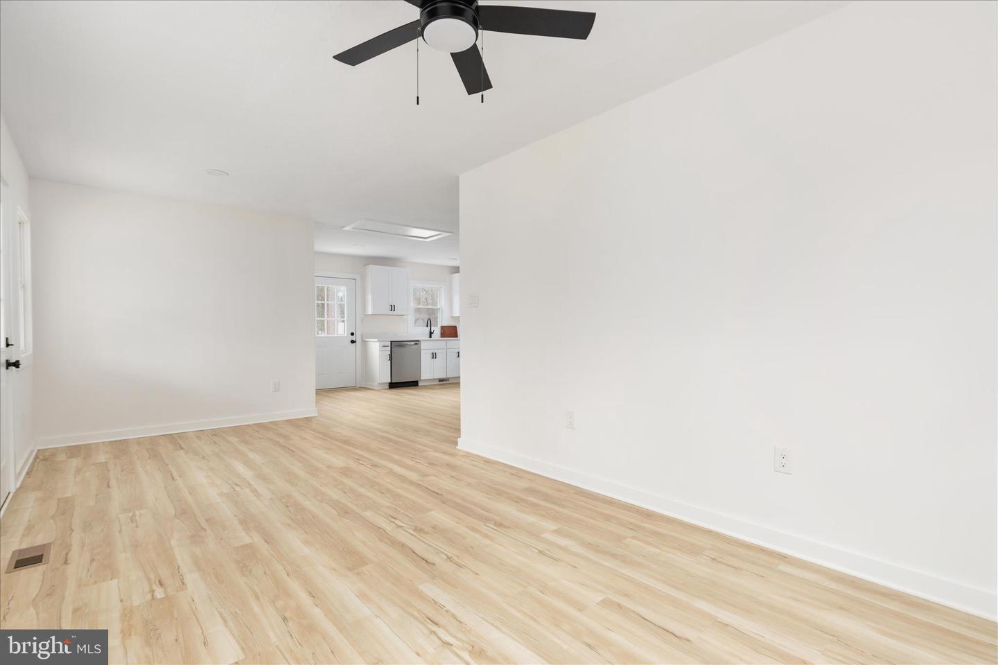 139 NEZ PERCE WAY, CHESTER GAP, Virginia 22623, 3 Bedrooms Bedrooms, ,2 BathroomsBathrooms,Residential,For sale,139 NEZ PERCE WAY,VARP2002424 MLS # VARP2002424