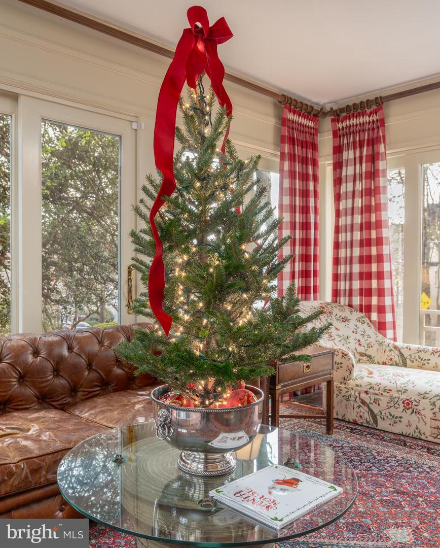 4920 PALISADE LN NW, WASHINGTON, District Of Columbia 20016, 6 Bedrooms Bedrooms, 19 Rooms Rooms,5 BathroomsBathrooms,Residential,For sale,4920 PALISADE LN NW,DCDC2234310 MLS # DCDC2234310 4920 PALISADE LN NW, WASHINGTON, District Of Columbia 20016, 6 Bedrooms Bedrooms, 19 Rooms Rooms,5 BathroomsBathrooms,Residential,For sale,4920 PALISADE LN NW,DCDC2234310 MLS # DCDC2234310