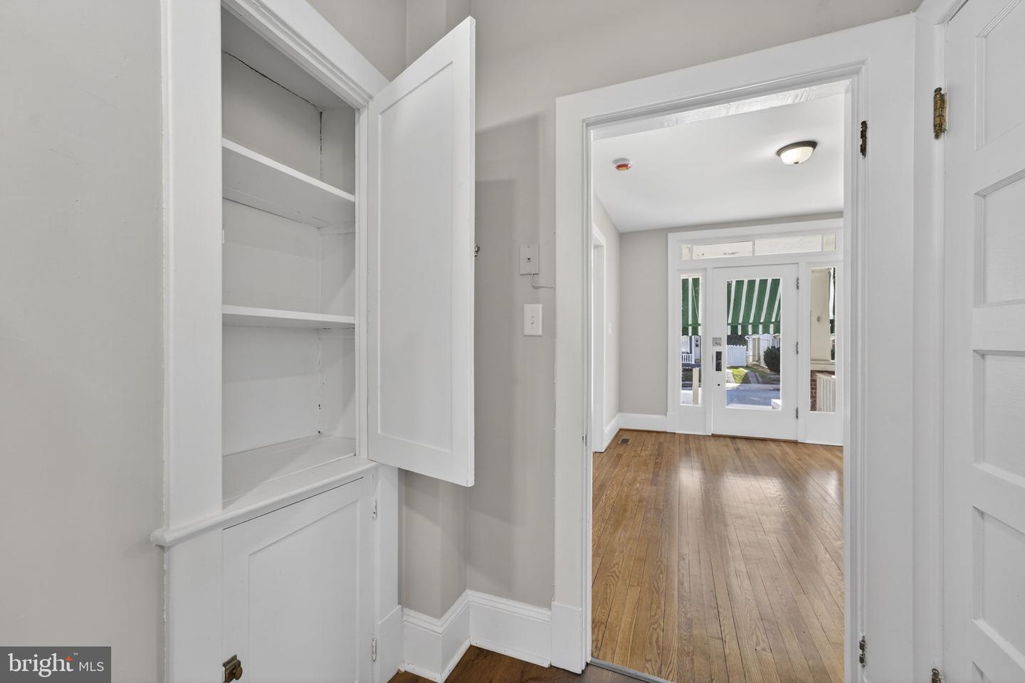 318 E PICCADILLY ST, WINCHESTER, Virginia 22601, 4 Bedrooms Bedrooms, ,1 BathroomBathrooms,Residential,For sale,318 E PICCADILLY ST,VAWI2009582 MLS # VAWI2009582 318 E PICCADILLY ST, WINCHESTER, Virginia 22601, 4 Bedrooms Bedrooms, ,1 BathroomBathrooms,Residential,For sale,318 E PICCADILLY ST,VAWI2009582 MLS # VAWI2009582