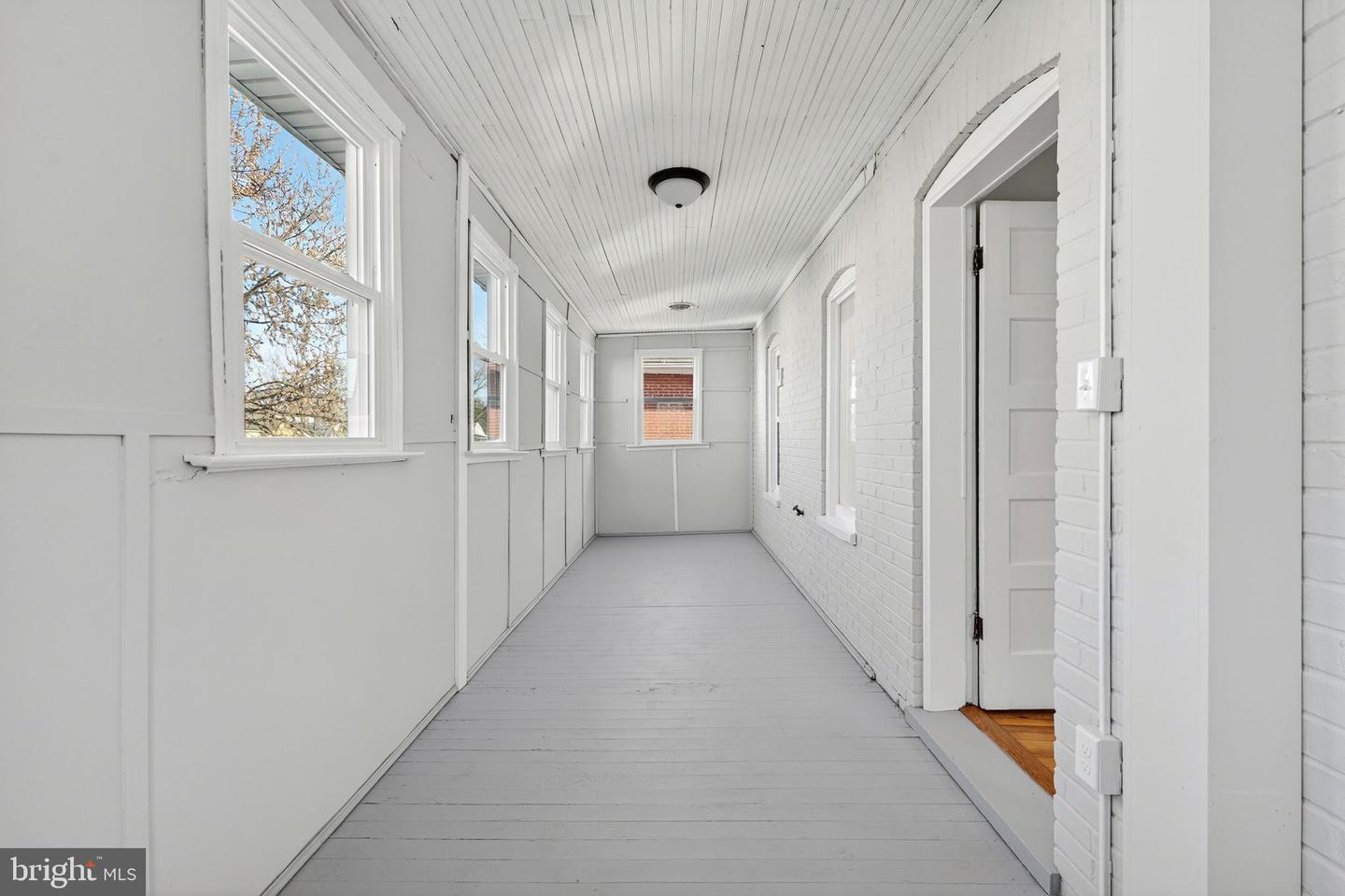 318 E PICCADILLY ST, WINCHESTER, Virginia 22601, 4 Bedrooms Bedrooms, ,1 BathroomBathrooms,Residential,For sale,318 E PICCADILLY ST,VAWI2009582 MLS # VAWI2009582 318 E PICCADILLY ST, WINCHESTER, Virginia 22601, 4 Bedrooms Bedrooms, ,1 BathroomBathrooms,Residential,For sale,318 E PICCADILLY ST,VAWI2009582 MLS # VAWI2009582