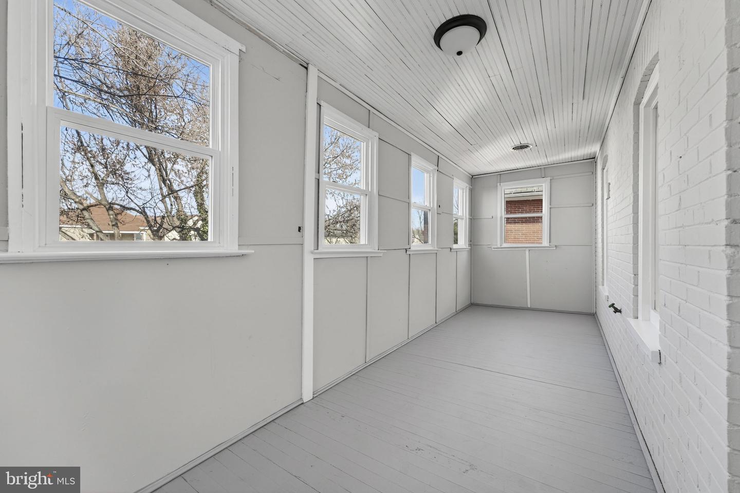 318 E PICCADILLY ST, WINCHESTER, Virginia 22601, 4 Bedrooms Bedrooms, ,1 BathroomBathrooms,Residential,For sale,318 E PICCADILLY ST,VAWI2009582 MLS # VAWI2009582 318 E PICCADILLY ST, WINCHESTER, Virginia 22601, 4 Bedrooms Bedrooms, ,1 BathroomBathrooms,Residential,For sale,318 E PICCADILLY ST,VAWI2009582 MLS # VAWI2009582