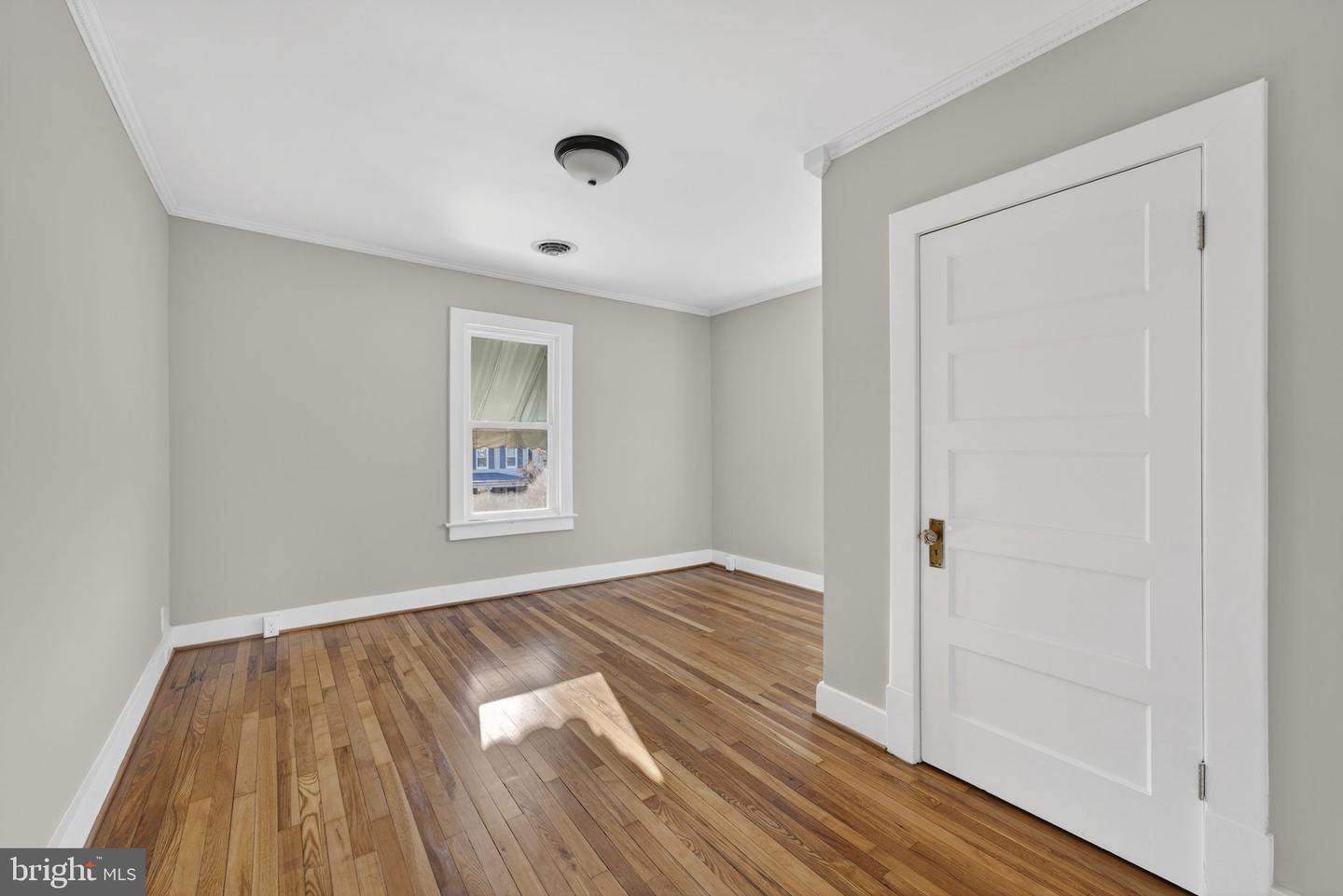 318 E PICCADILLY ST, WINCHESTER, Virginia 22601, 4 Bedrooms Bedrooms, ,1 BathroomBathrooms,Residential,For sale,318 E PICCADILLY ST,VAWI2009582 MLS # VAWI2009582 318 E PICCADILLY ST, WINCHESTER, Virginia 22601, 4 Bedrooms Bedrooms, ,1 BathroomBathrooms,Residential,For sale,318 E PICCADILLY ST,VAWI2009582 MLS # VAWI2009582