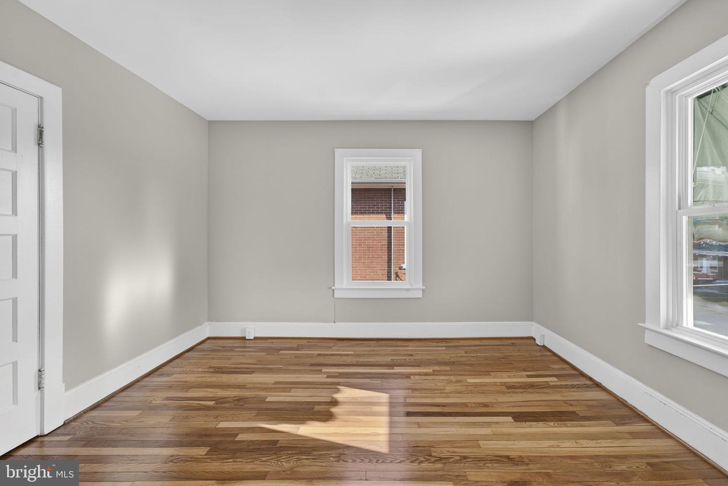 318 E PICCADILLY ST, WINCHESTER, Virginia 22601, 4 Bedrooms Bedrooms, ,1 BathroomBathrooms,Residential,For sale,318 E PICCADILLY ST,VAWI2009582 MLS # VAWI2009582 318 E PICCADILLY ST, WINCHESTER, Virginia 22601, 4 Bedrooms Bedrooms, ,1 BathroomBathrooms,Residential,For sale,318 E PICCADILLY ST,VAWI2009582 MLS # VAWI2009582