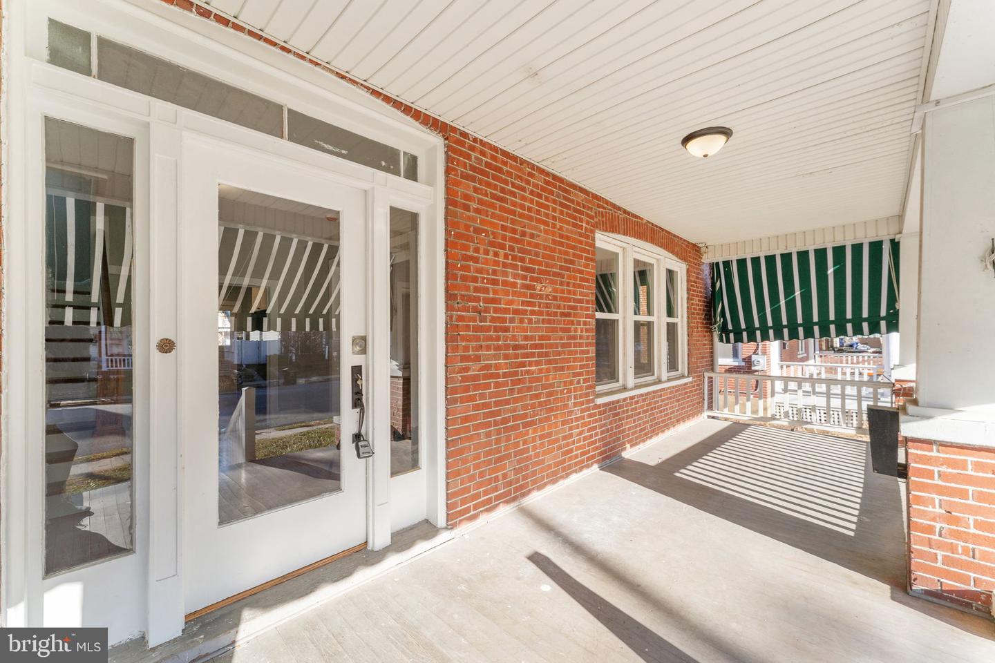 318 E PICCADILLY ST, WINCHESTER, Virginia 22601, 4 Bedrooms Bedrooms, ,1 BathroomBathrooms,Residential,For sale,318 E PICCADILLY ST,VAWI2009582 MLS # VAWI2009582 318 E PICCADILLY ST, WINCHESTER, Virginia 22601, 4 Bedrooms Bedrooms, ,1 BathroomBathrooms,Residential,For sale,318 E PICCADILLY ST,VAWI2009582 MLS # VAWI2009582