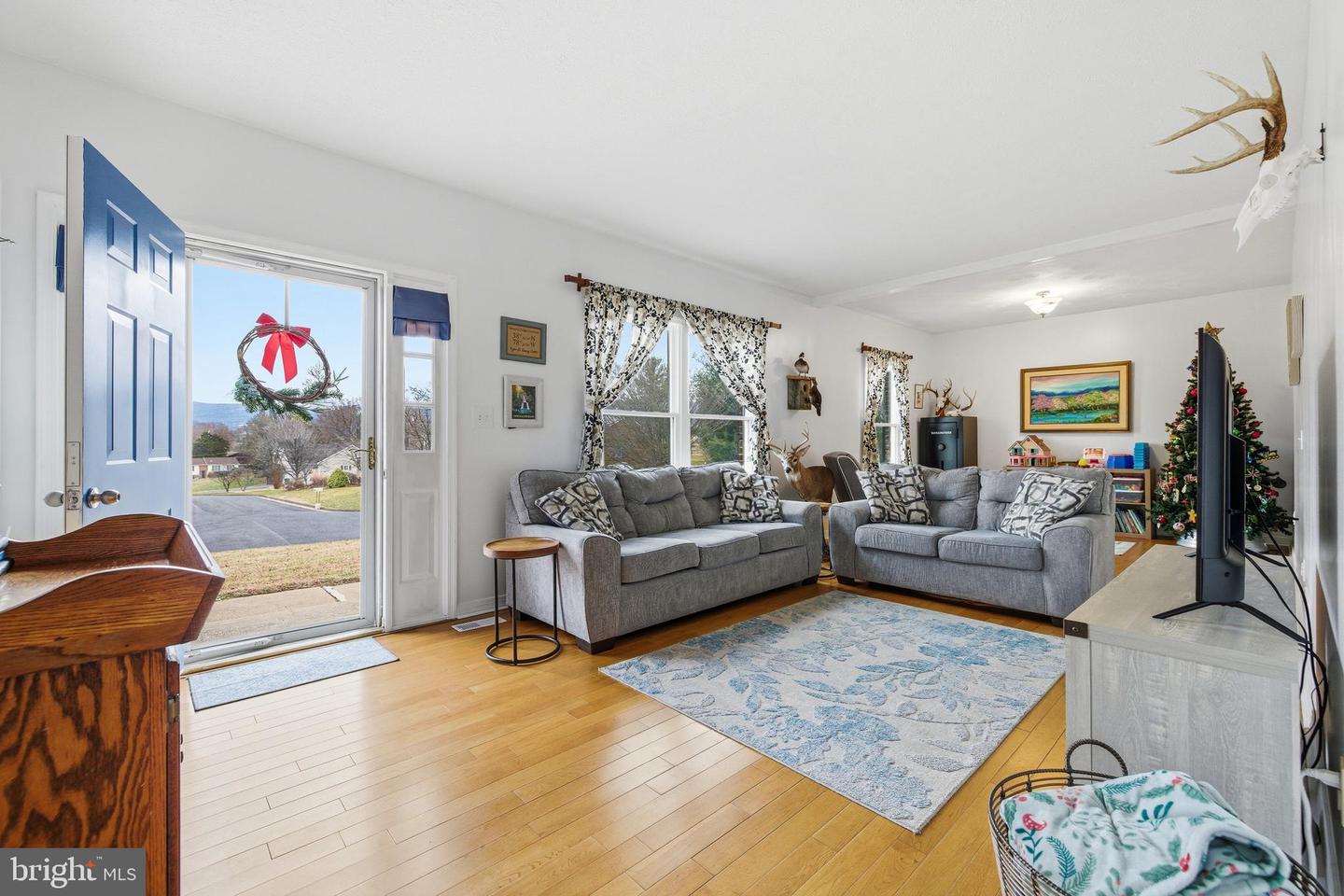 11 INDEPENDENCE DR, LURAY, Virginia 22835, 3 Bedrooms Bedrooms, ,2 BathroomsBathrooms,Residential,For sale,11 INDEPENDENCE DR,VAPA2005708 MLS # VAPA2005708 11 INDEPENDENCE DR, LURAY, Virginia 22835, 3 Bedrooms Bedrooms, ,2 BathroomsBathrooms,Residential,For sale,11 INDEPENDENCE DR,VAPA2005708 MLS # VAPA2005708