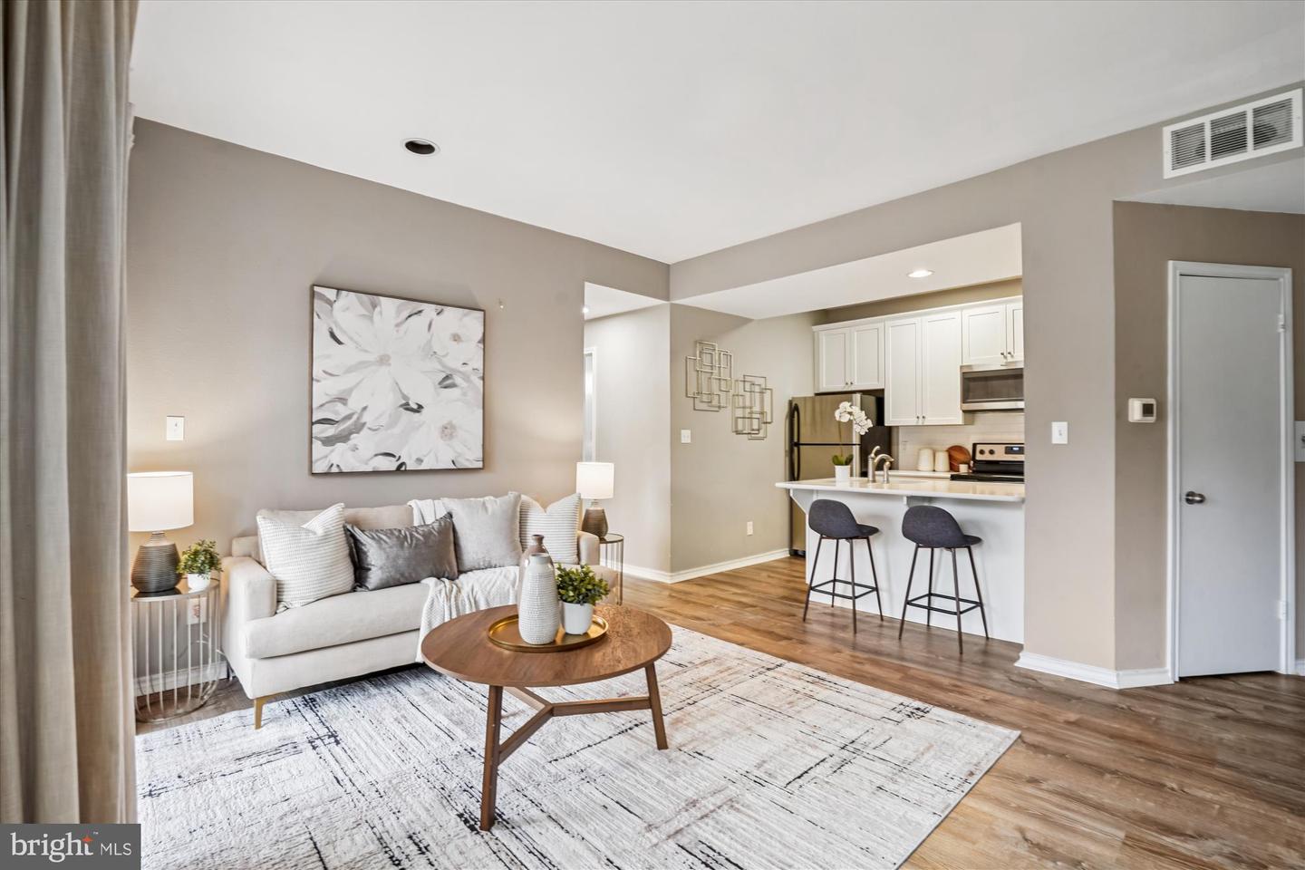 12162 PENDERVIEW LN #1623, FAIRFAX, Virginia 22033, 1 Bedroom Bedrooms, ,1 BathroomBathrooms,Residential,For sale,12162 PENDERVIEW LN #1623,VAFX2281828 MLS # VAFX2281828