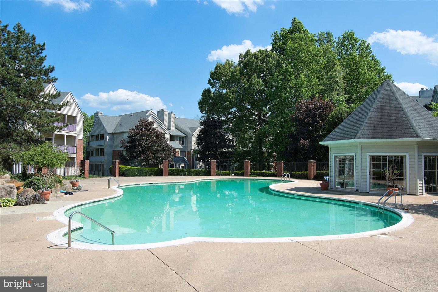 12162 PENDERVIEW LN #1623, FAIRFAX, Virginia 22033, 1 Bedroom Bedrooms, ,1 BathroomBathrooms,Residential,For sale,12162 PENDERVIEW LN #1623,VAFX2281828 MLS # VAFX2281828