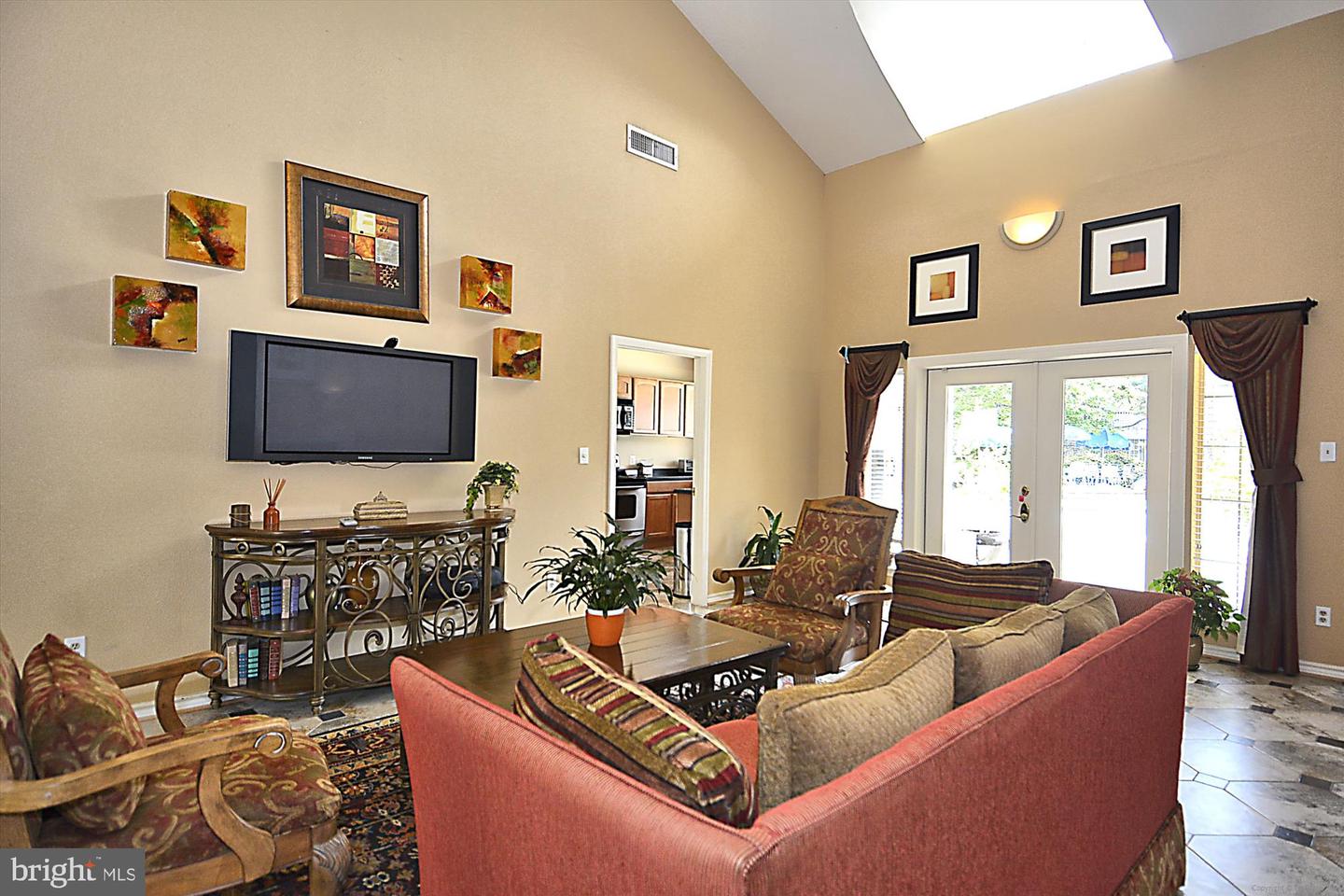 12162 PENDERVIEW LN #1623, FAIRFAX, Virginia 22033, 1 Bedroom Bedrooms, ,1 BathroomBathrooms,Residential,For sale,12162 PENDERVIEW LN #1623,VAFX2281828 MLS # VAFX2281828