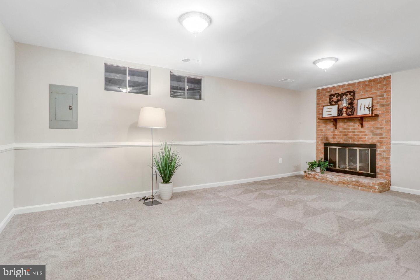 5907 WOOD SORRELS CT, BURKE, Virginia 22015, 3 Bedrooms Bedrooms, ,3 BathroomsBathrooms,Residential,For sale,5907 WOOD SORRELS CT,VAFX2281834 MLS # VAFX2281834