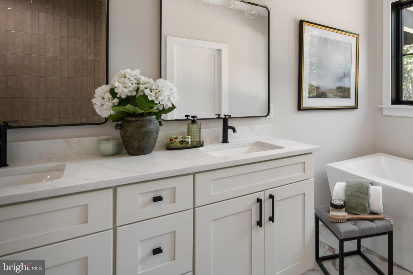 3044 CLEARVIEW FARM LN, WARRENTON, Virginia 20186, 5 Bedrooms Bedrooms, 18 Rooms Rooms,3 BathroomsBathrooms,Residential,For sale,3044 CLEARVIEW FARM LN,VAFQ2019884 MLS # VAFQ2019884 3044 CLEARVIEW FARM LN, WARRENTON, Virginia 20186, 5 Bedrooms Bedrooms, 18 Rooms Rooms,3 BathroomsBathrooms,Residential,For sale,3044 CLEARVIEW FARM LN,VAFQ2019884 MLS # VAFQ2019884