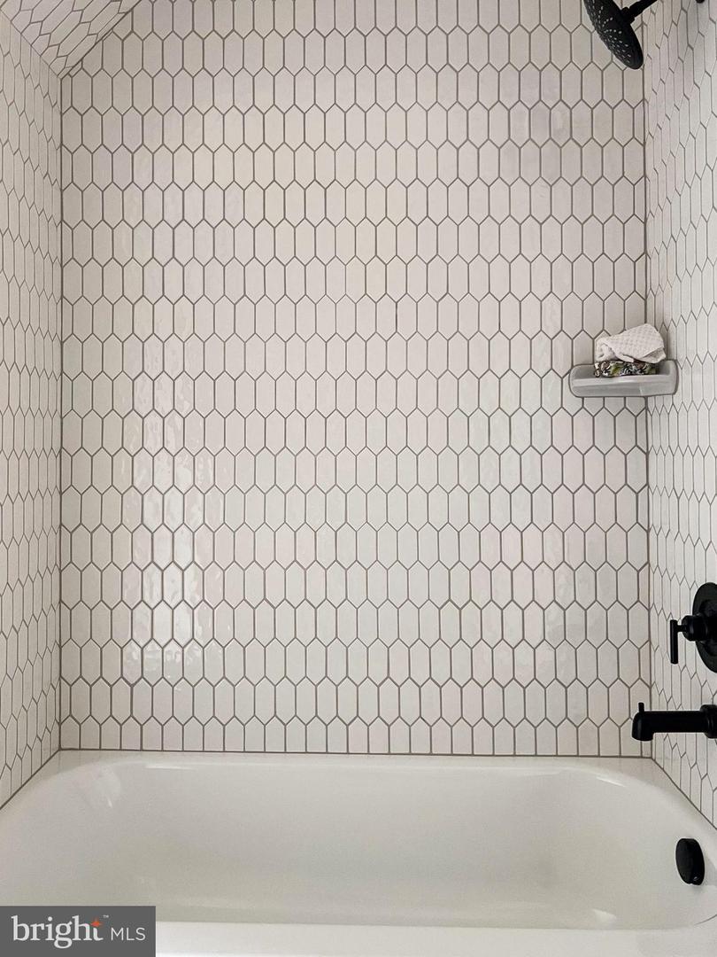 3044 CLEARVIEW FARM LN, WARRENTON, Virginia 20186, 5 Bedrooms Bedrooms, 18 Rooms Rooms,3 BathroomsBathrooms,Residential,For sale,3044 CLEARVIEW FARM LN,VAFQ2019884 MLS # VAFQ2019884 3044 CLEARVIEW FARM LN, WARRENTON, Virginia 20186, 5 Bedrooms Bedrooms, 18 Rooms Rooms,3 BathroomsBathrooms,Residential,For sale,3044 CLEARVIEW FARM LN,VAFQ2019884 MLS # VAFQ2019884