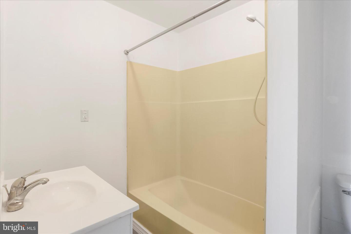 130 WHITE OAK RD, WHITE POST, Virginia 22663, 4 Bedrooms Bedrooms, 10 Rooms Rooms,2 BathroomsBathrooms,Residential,For sale,130 WHITE OAK RD,VAFV2038402 MLS # VAFV2038402 130 WHITE OAK RD, WHITE POST, Virginia 22663, 4 Bedrooms Bedrooms, 10 Rooms Rooms,2 BathroomsBathrooms,Residential,For sale,130 WHITE OAK RD,VAFV2038402 MLS # VAFV2038402