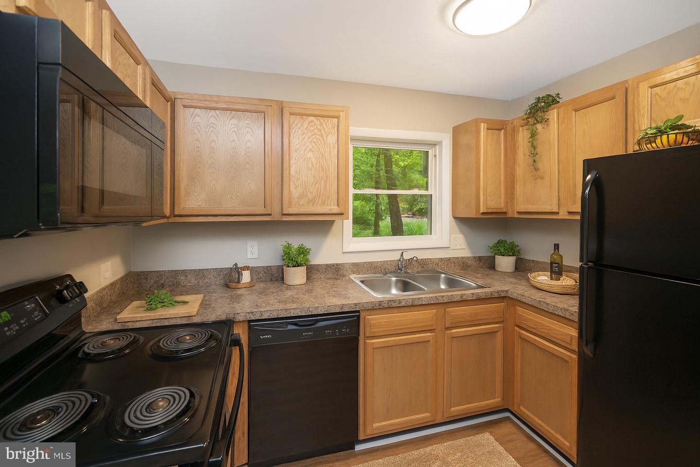 206 STRATFORD CIR, LOCUST GROVE, Virginia 22508, 3 Bedrooms Bedrooms, 4 Rooms Rooms,1 BathroomBathrooms,Residential,For sale,206 STRATFORD CIR,VAOR2012934 MLS # VAOR2012934 206 STRATFORD CIR, LOCUST GROVE, Virginia 22508, 3 Bedrooms Bedrooms, 4 Rooms Rooms,1 BathroomBathrooms,Residential,For sale,206 STRATFORD CIR,VAOR2012934 MLS # VAOR2012934