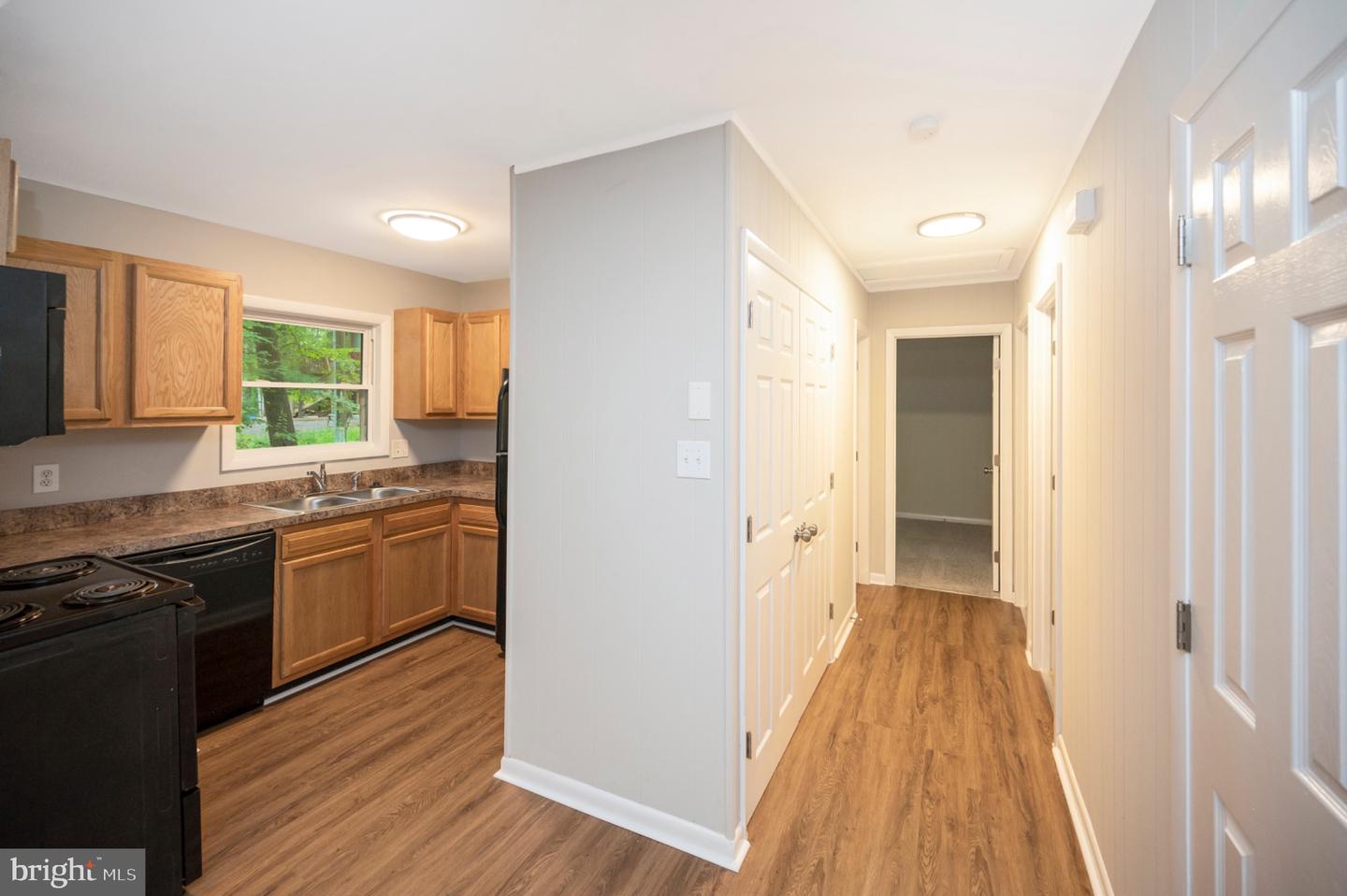 206 STRATFORD CIR, LOCUST GROVE, Virginia 22508, 3 Bedrooms Bedrooms, 4 Rooms Rooms,1 BathroomBathrooms,Residential,For sale,206 STRATFORD CIR,VAOR2012934 MLS # VAOR2012934 206 STRATFORD CIR, LOCUST GROVE, Virginia 22508, 3 Bedrooms Bedrooms, 4 Rooms Rooms,1 BathroomBathrooms,Residential,For sale,206 STRATFORD CIR,VAOR2012934 MLS # VAOR2012934