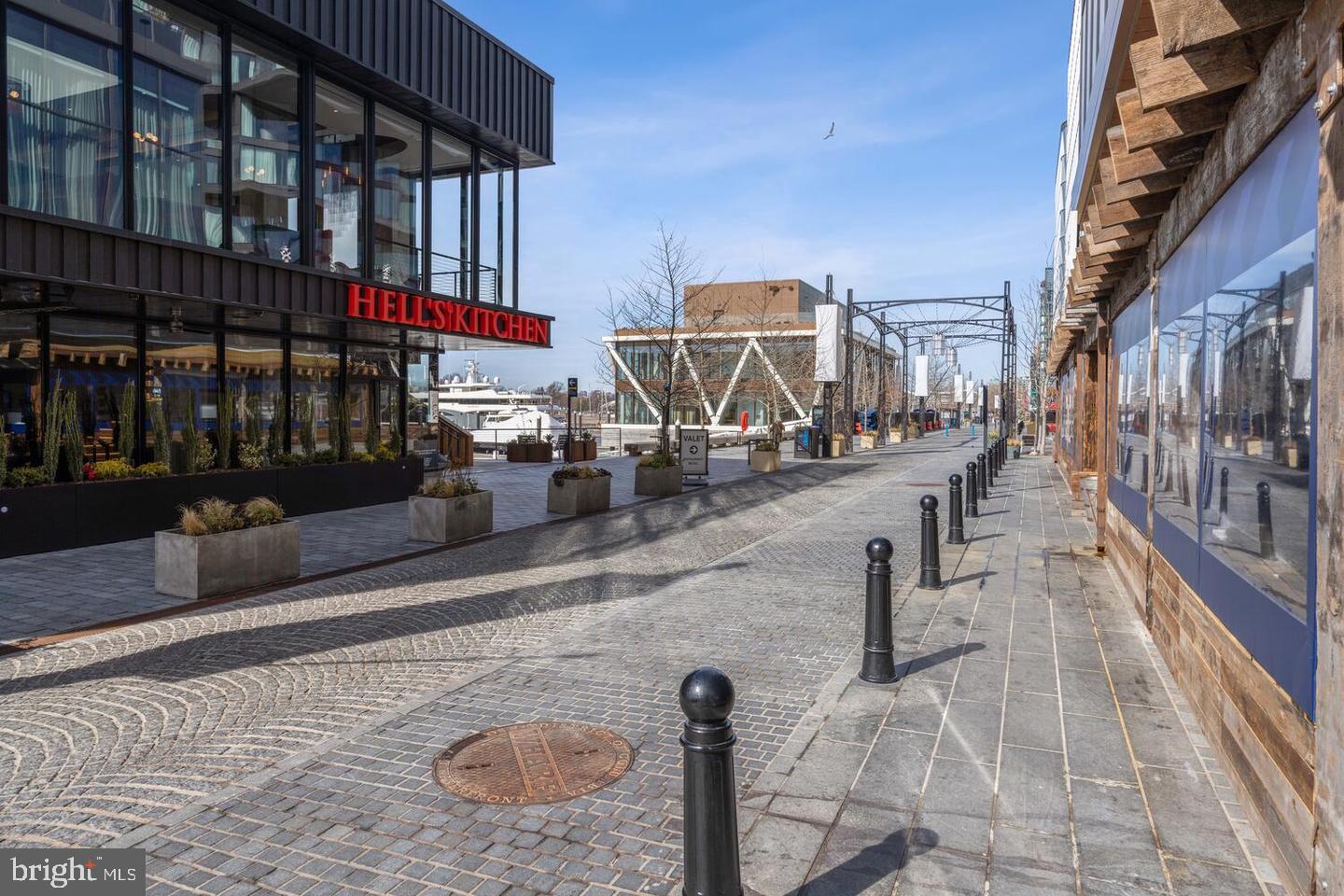 700 7TH ST SW #113, WASHINGTON, District Of Columbia 20024, 1 Bedroom Bedrooms, ,1 BathroomBathrooms,Residential,For sale,700 7TH ST SW #113,DCDC2234440 MLS # DCDC2234440 700 7TH ST SW #113, WASHINGTON, District Of Columbia 20024, 1 Bedroom Bedrooms, ,1 BathroomBathrooms,Residential,For sale,700 7TH ST SW #113,DCDC2234440 MLS # DCDC2234440