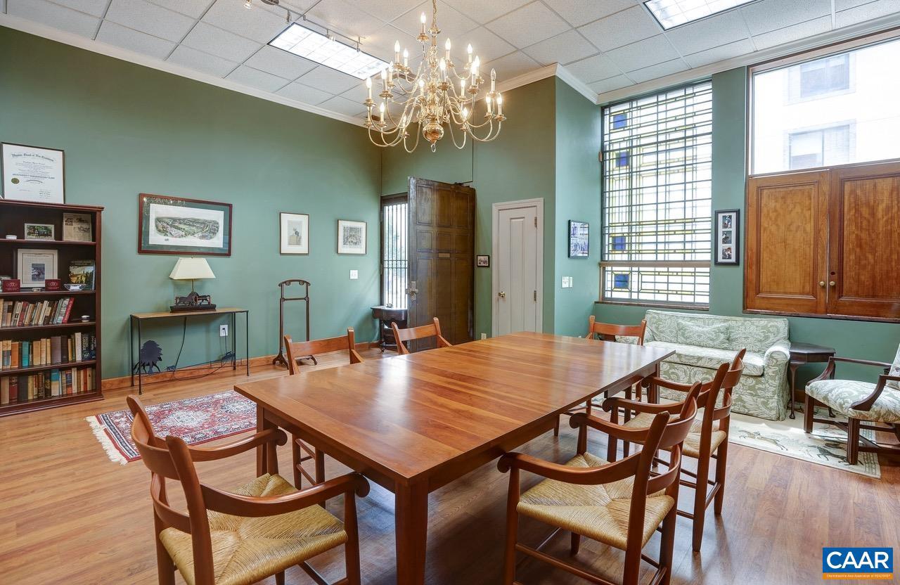 507 E WATER ST, CHARLOTTESVILLE, Virginia 22902, 1 Bedroom Bedrooms, ,Residential,For sale,507 E WATER ST,671743 MLS # 671743 507 E WATER ST, CHARLOTTESVILLE, Virginia 22902, 1 Bedroom Bedrooms, ,Residential,For sale,507 E WATER ST,671743 MLS # 671743