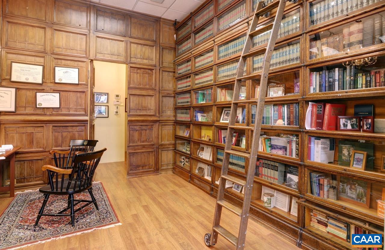 507 E WATER ST, CHARLOTTESVILLE, Virginia 22902, 1 Bedroom Bedrooms, ,Residential,For sale,507 E WATER ST,671743 MLS # 671743 507 E WATER ST, CHARLOTTESVILLE, Virginia 22902, 1 Bedroom Bedrooms, ,Residential,For sale,507 E WATER ST,671743 MLS # 671743