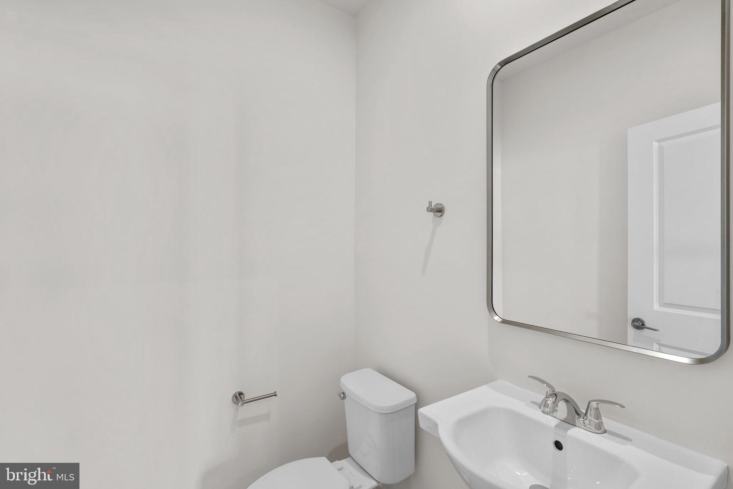 43298 FARRINGDON SQ, BROADLANDS, Virginia 20148, 3 Bedrooms Bedrooms, ,2 BathroomsBathrooms,Residential,For sale,43298 FARRINGDON SQ,VALO2112186 MLS # VALO2112186 43298 FARRINGDON SQ, BROADLANDS, Virginia 20148, 3 Bedrooms Bedrooms, ,2 BathroomsBathrooms,Residential,For sale,43298 FARRINGDON SQ,VALO2112186 MLS # VALO2112186