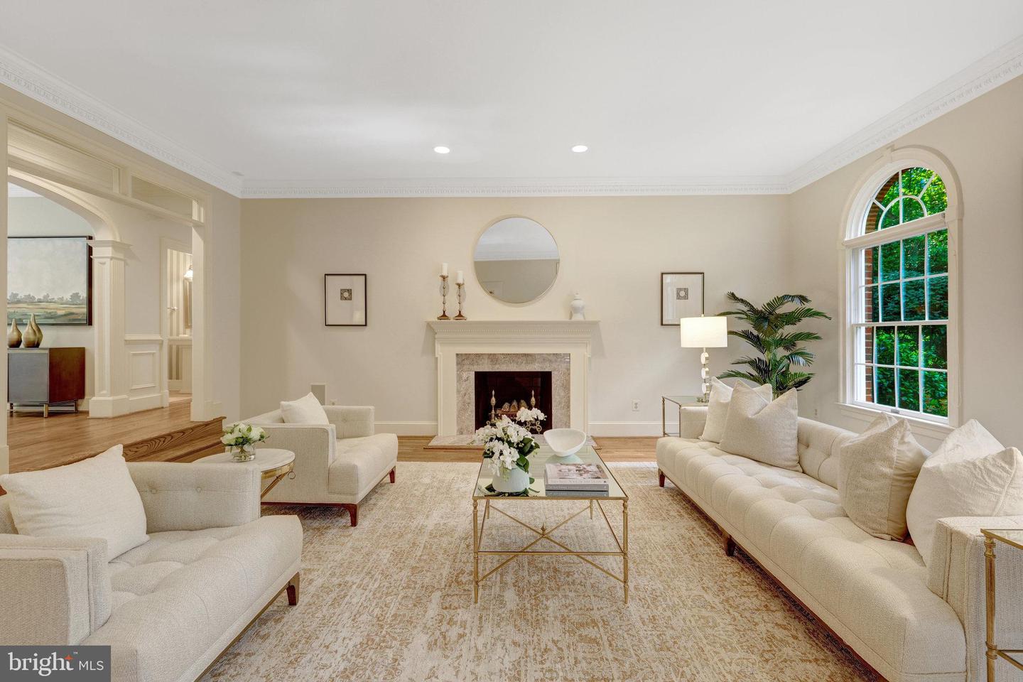 8014 GREENWICH WOODS DR, MCLEAN, Virginia 22102, 6 Bedrooms Bedrooms, ,4 BathroomsBathrooms,Residential,For sale,8014 GREENWICH WOODS DR,VAFX2282144 MLS # VAFX2282144 8014 GREENWICH WOODS DR, MCLEAN, Virginia 22102, 6 Bedrooms Bedrooms, ,4 BathroomsBathrooms,Residential,For sale,8014 GREENWICH WOODS DR,VAFX2282144 MLS # VAFX2282144