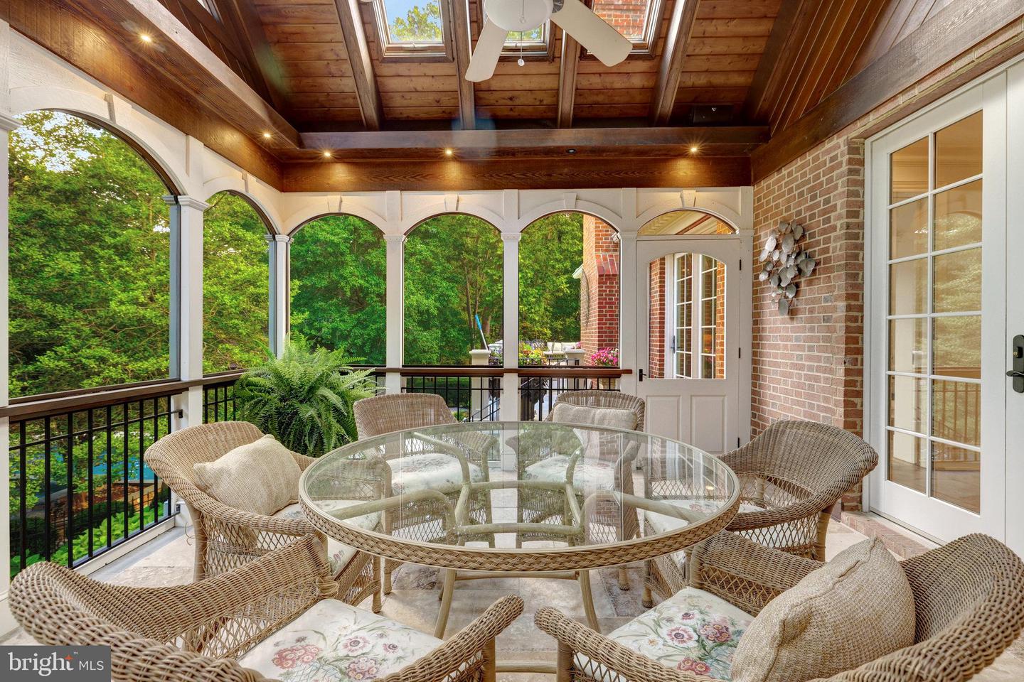 8014 GREENWICH WOODS DR, MCLEAN, Virginia 22102, 6 Bedrooms Bedrooms, ,4 BathroomsBathrooms,Residential,For sale,8014 GREENWICH WOODS DR,VAFX2282144 MLS # VAFX2282144 8014 GREENWICH WOODS DR, MCLEAN, Virginia 22102, 6 Bedrooms Bedrooms, ,4 BathroomsBathrooms,Residential,For sale,8014 GREENWICH WOODS DR,VAFX2282144 MLS # VAFX2282144