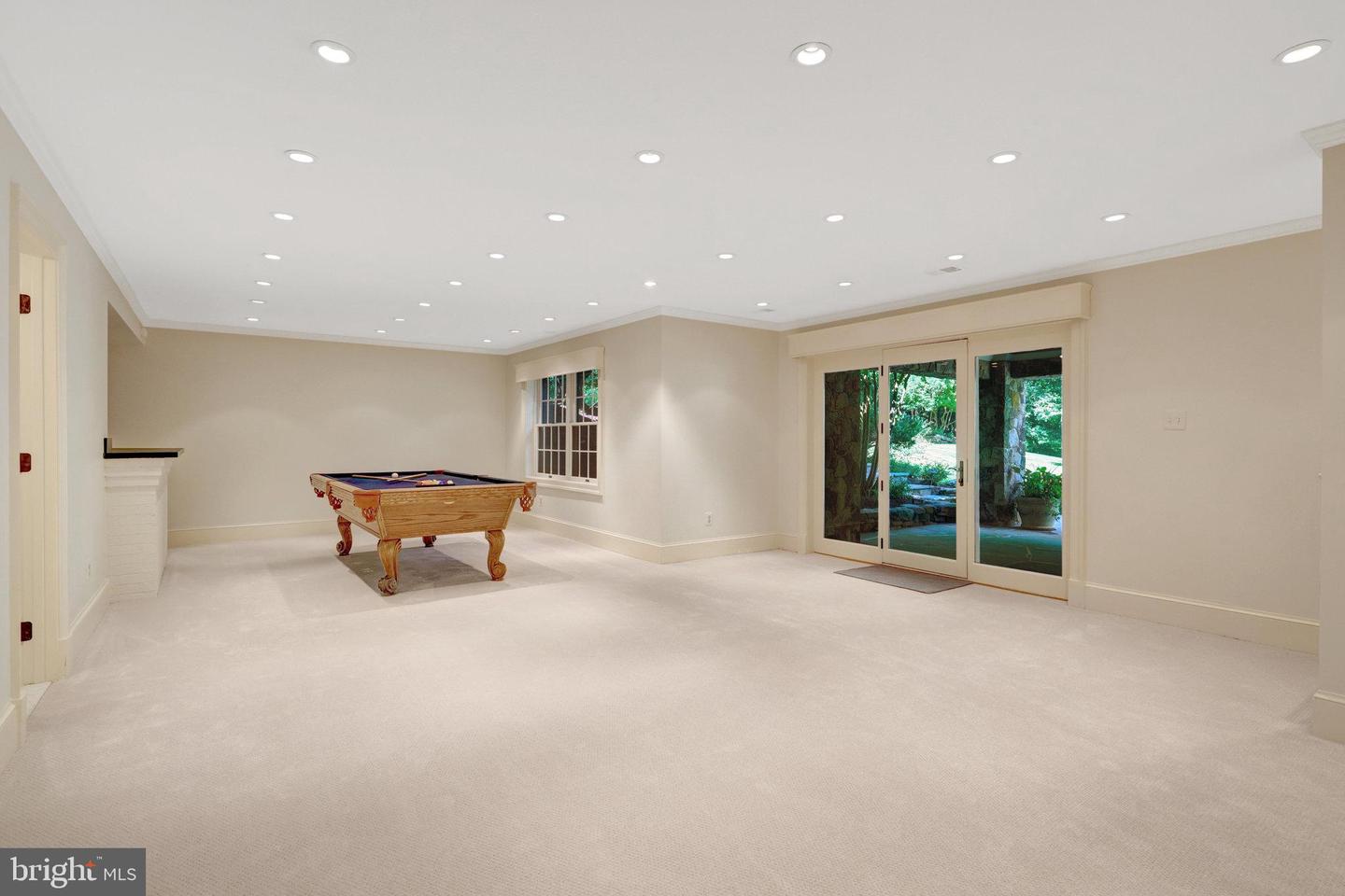 8014 GREENWICH WOODS DR, MCLEAN, Virginia 22102, 6 Bedrooms Bedrooms, ,4 BathroomsBathrooms,Residential,For sale,8014 GREENWICH WOODS DR,VAFX2282144 MLS # VAFX2282144 8014 GREENWICH WOODS DR, MCLEAN, Virginia 22102, 6 Bedrooms Bedrooms, ,4 BathroomsBathrooms,Residential,For sale,8014 GREENWICH WOODS DR,VAFX2282144 MLS # VAFX2282144