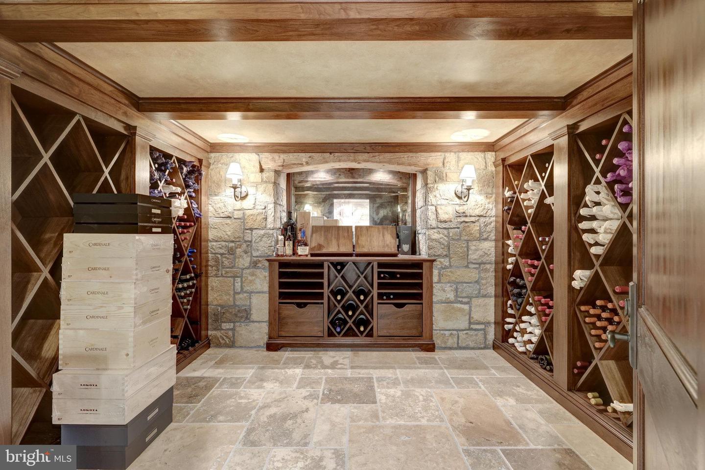 8014 GREENWICH WOODS DR, MCLEAN, Virginia 22102, 6 Bedrooms Bedrooms, ,4 BathroomsBathrooms,Residential,For sale,8014 GREENWICH WOODS DR,VAFX2282144 MLS # VAFX2282144 8014 GREENWICH WOODS DR, MCLEAN, Virginia 22102, 6 Bedrooms Bedrooms, ,4 BathroomsBathrooms,Residential,For sale,8014 GREENWICH WOODS DR,VAFX2282144 MLS # VAFX2282144