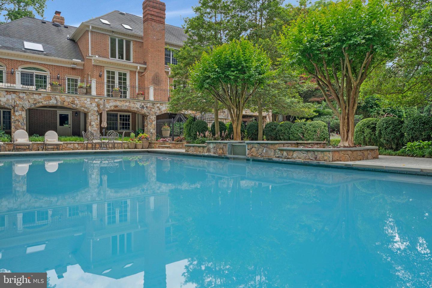 8014 GREENWICH WOODS DR, MCLEAN, Virginia 22102, 6 Bedrooms Bedrooms, ,4 BathroomsBathrooms,Residential,For sale,8014 GREENWICH WOODS DR,VAFX2282144 MLS # VAFX2282144 8014 GREENWICH WOODS DR, MCLEAN, Virginia 22102, 6 Bedrooms Bedrooms, ,4 BathroomsBathrooms,Residential,For sale,8014 GREENWICH WOODS DR,VAFX2282144 MLS # VAFX2282144