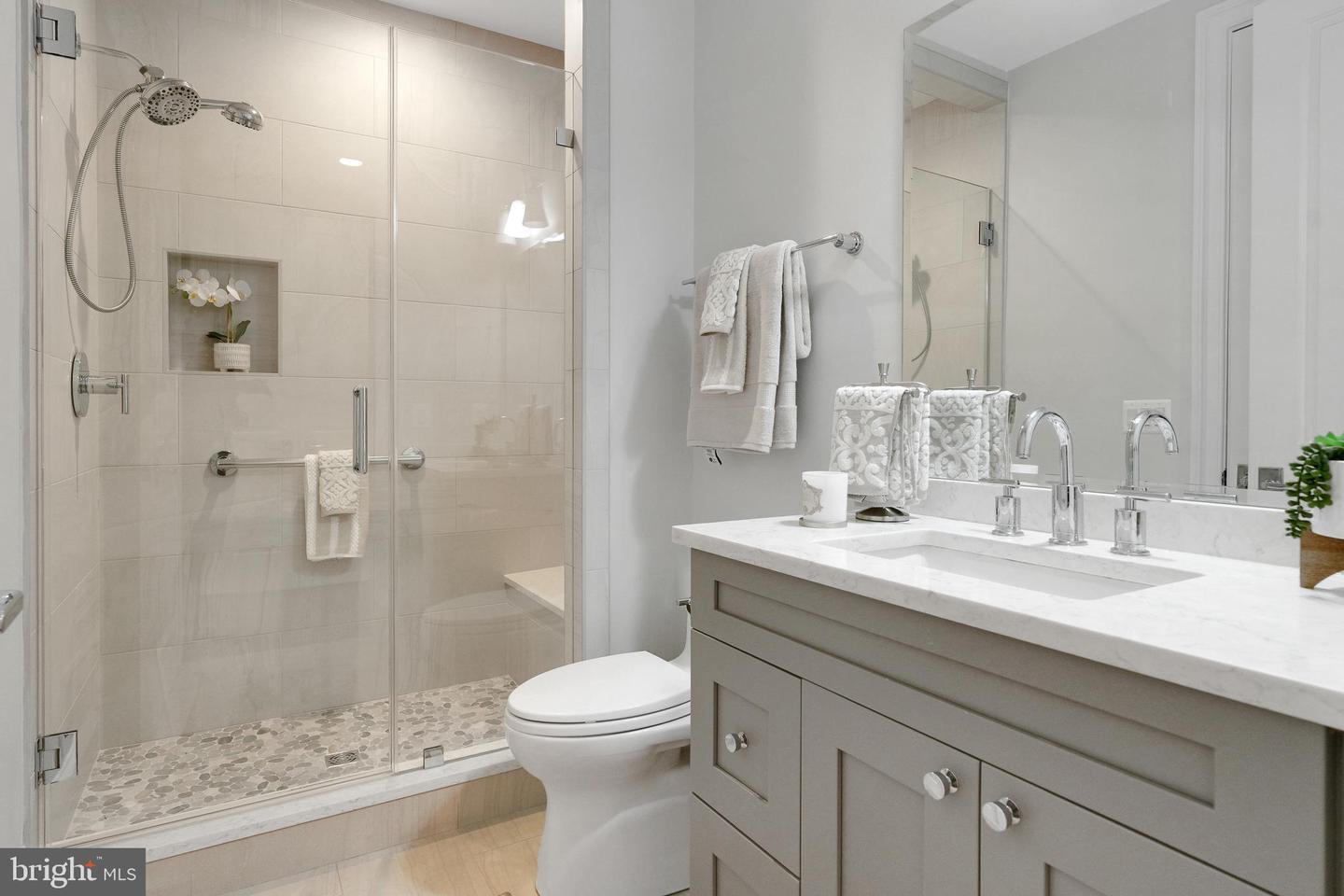 305 OLD COURTHOUSE RD NE, VIENNA, Virginia 22180, 8 Bedrooms Bedrooms, ,7 BathroomsBathrooms,Residential,For sale,305 OLD COURTHOUSE RD NE,VAFX2282098 MLS # VAFX2282098 305 OLD COURTHOUSE RD NE, VIENNA, Virginia 22180, 8 Bedrooms Bedrooms, ,7 BathroomsBathrooms,Residential,For sale,305 OLD COURTHOUSE RD NE,VAFX2282098 MLS # VAFX2282098