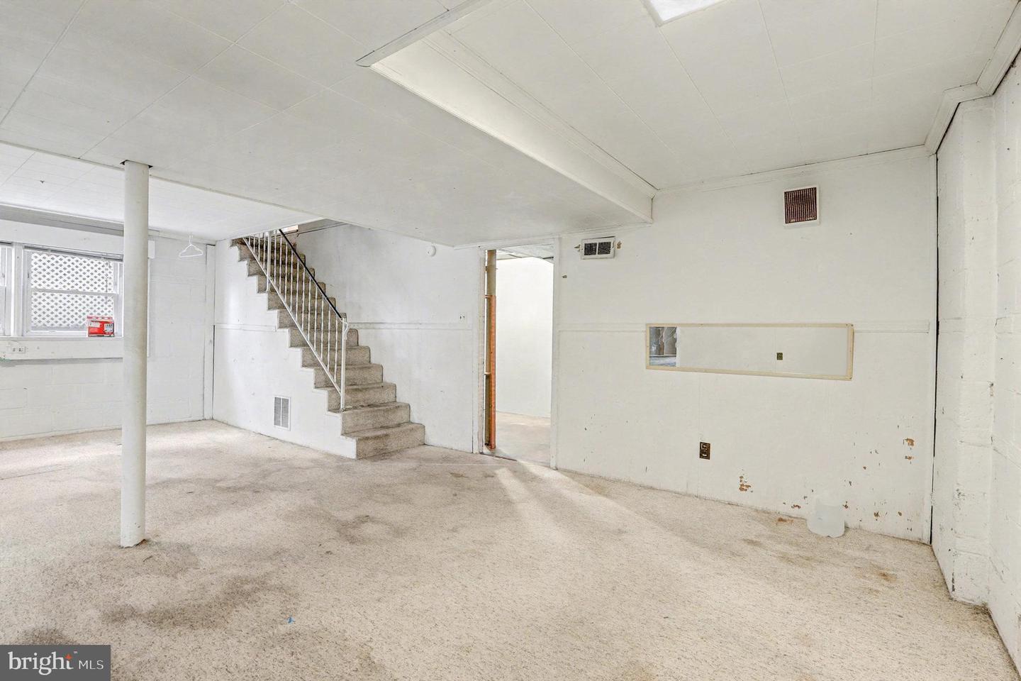 5940 4TH ST N, ARLINGTON, Virginia 22203, 4 Bedrooms Bedrooms, 12 Rooms Rooms,Residential,For sale,5940 4TH ST N,VAAR2066774 MLS # VAAR2066774 5940 4TH ST N, ARLINGTON, Virginia 22203, 4 Bedrooms Bedrooms, 12 Rooms Rooms,Residential,For sale,5940 4TH ST N,VAAR2066774 MLS # VAAR2066774