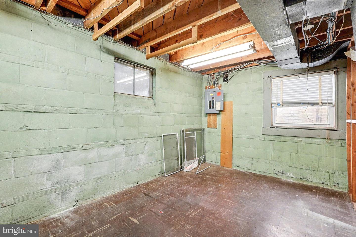 5940 4TH ST N, ARLINGTON, Virginia 22203, 4 Bedrooms Bedrooms, 12 Rooms Rooms,Residential,For sale,5940 4TH ST N,VAAR2066774 MLS # VAAR2066774 5940 4TH ST N, ARLINGTON, Virginia 22203, 4 Bedrooms Bedrooms, 12 Rooms Rooms,Residential,For sale,5940 4TH ST N,VAAR2066774 MLS # VAAR2066774